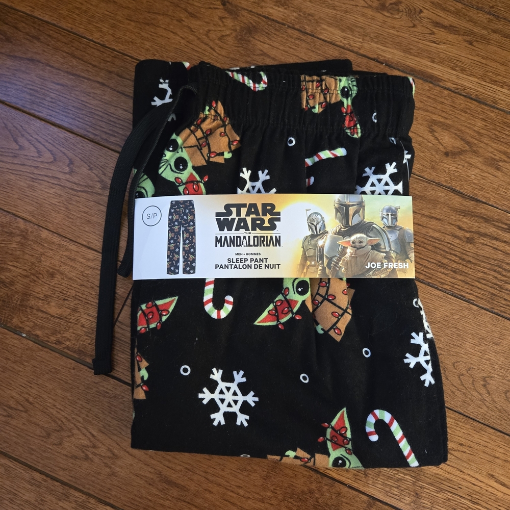 Joe Fresh x Star Wars: Sleep Pants in Men's Size Small, Grogu Holiday Design